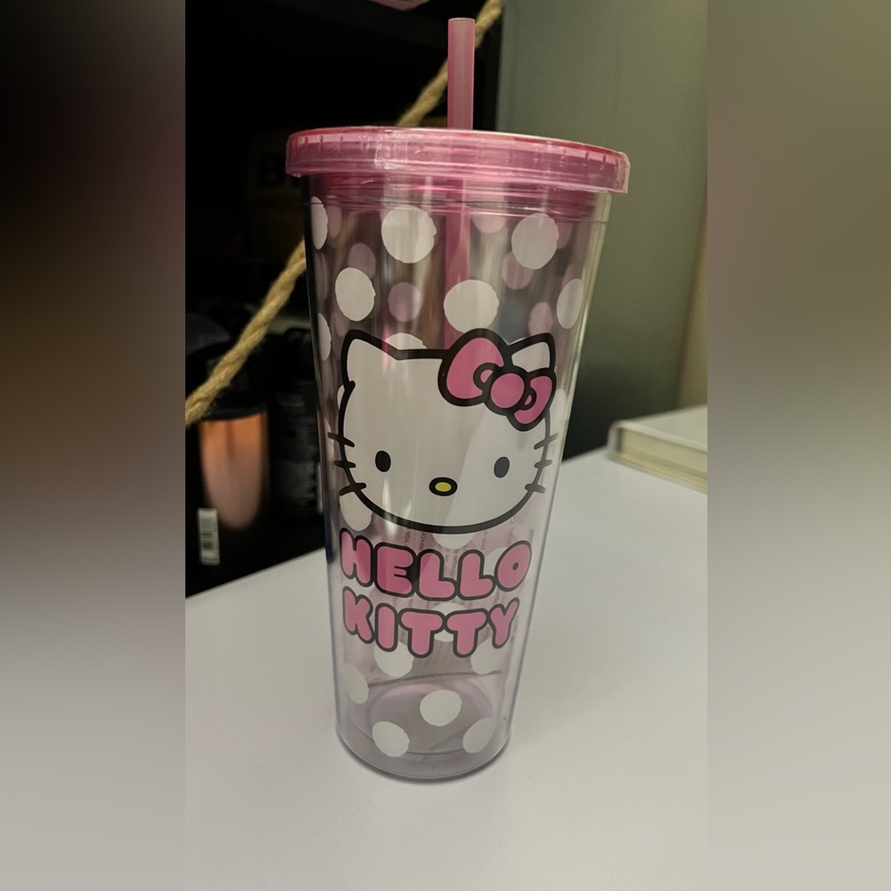 Hello Kitty insulated tumbler